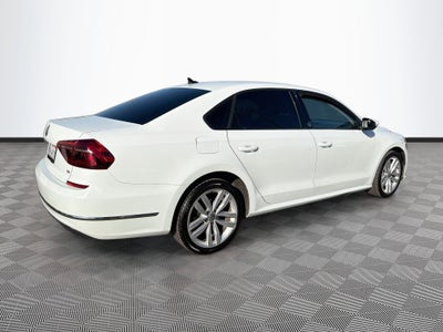 2019 Volkswagen Passat 2.0T Wolfsburg Edition