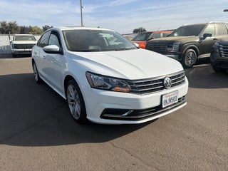 2019 Volkswagen Passat 2.0T Wolfsburg Edition