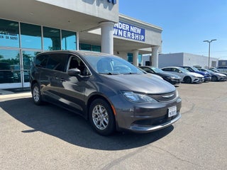 2023 Chrysler Voyager LX