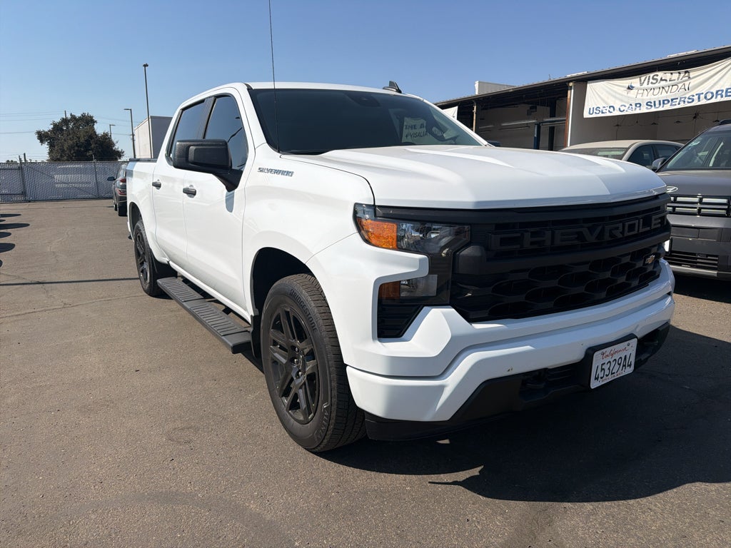 2024 Chevrolet Silverado Custom