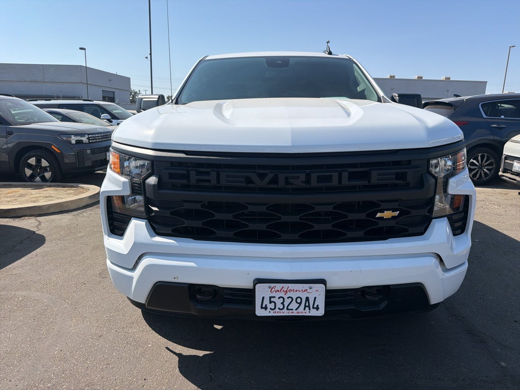 2024 Chevrolet Silverado Custom