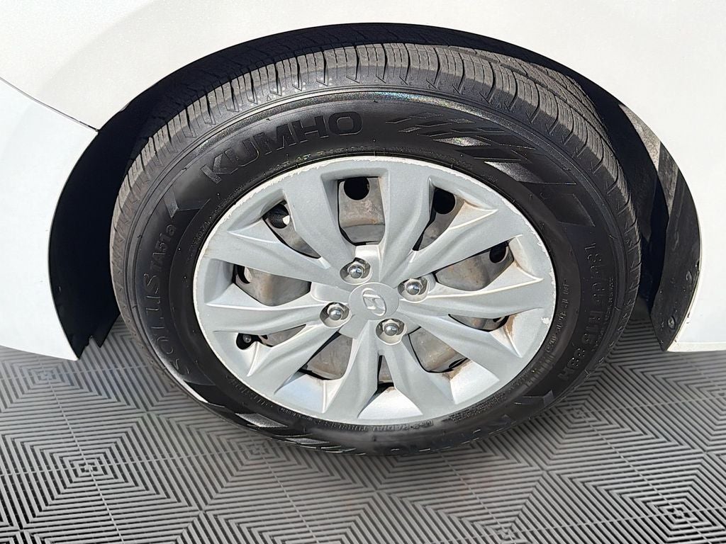 2019 Hyundai ACCENT SE