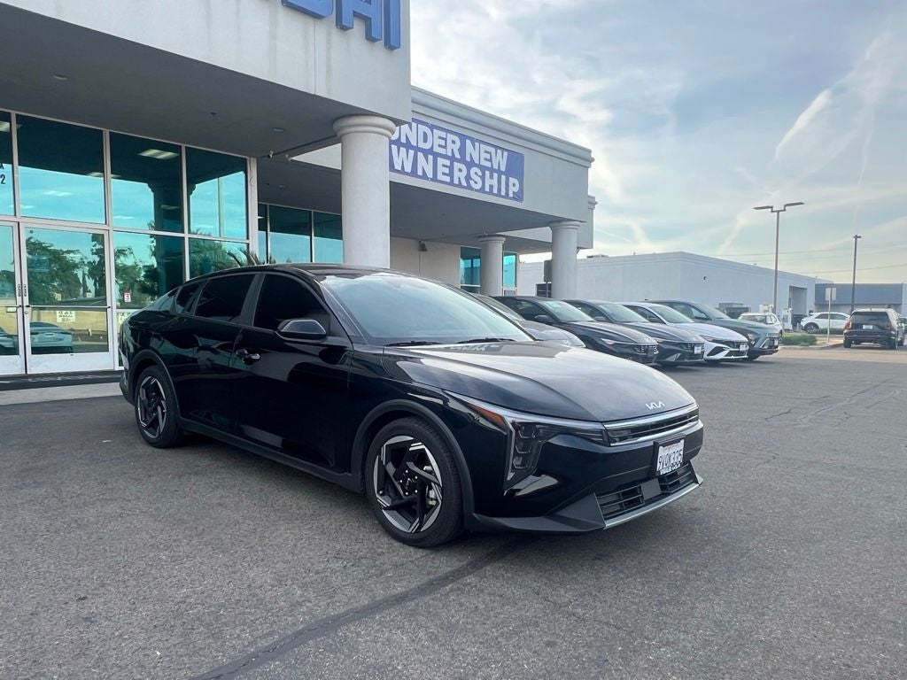 2025 Kia K4 EX