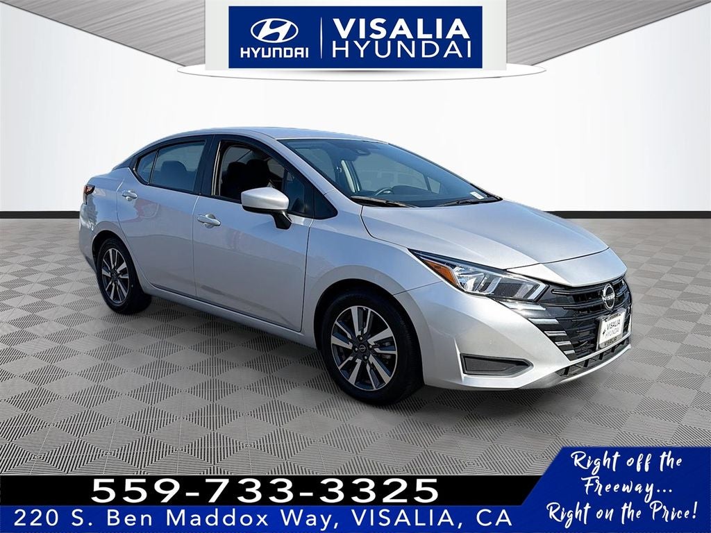 2023 Nissan Versa SV