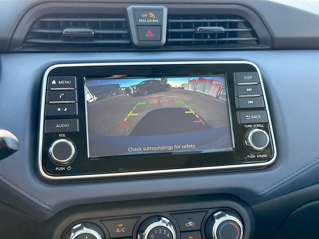 2023 Nissan Versa SV