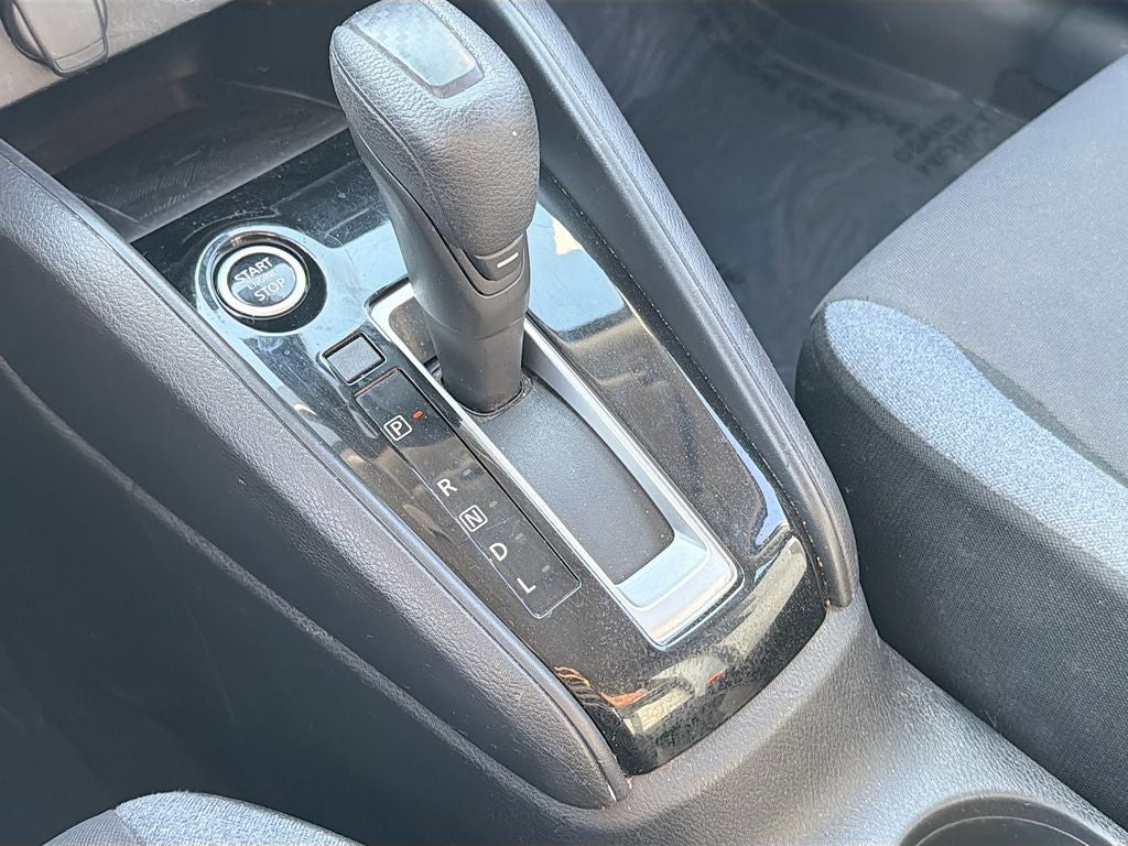 2023 Nissan Versa SV