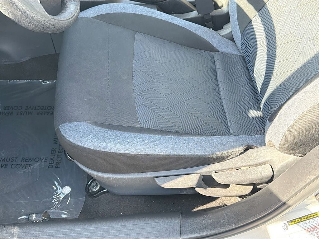 2023 Nissan Versa SV