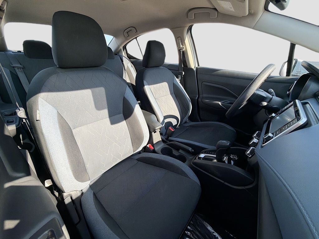 2023 Nissan Versa SV