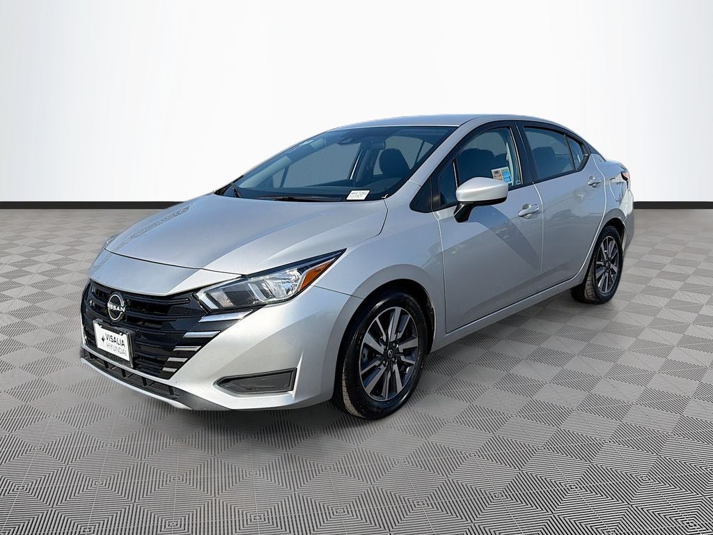 2023 Nissan Versa SV