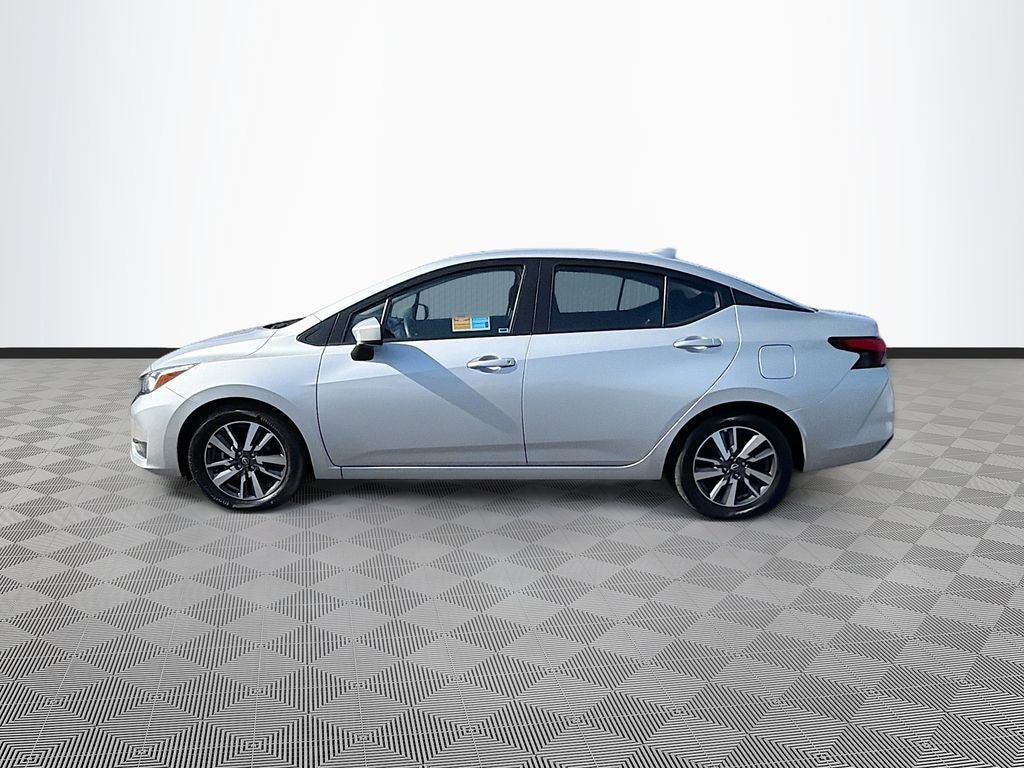 2023 Nissan Versa SV