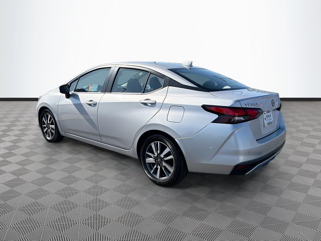 2023 Nissan Versa SV