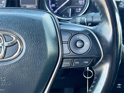 2019 Toyota Camry SE