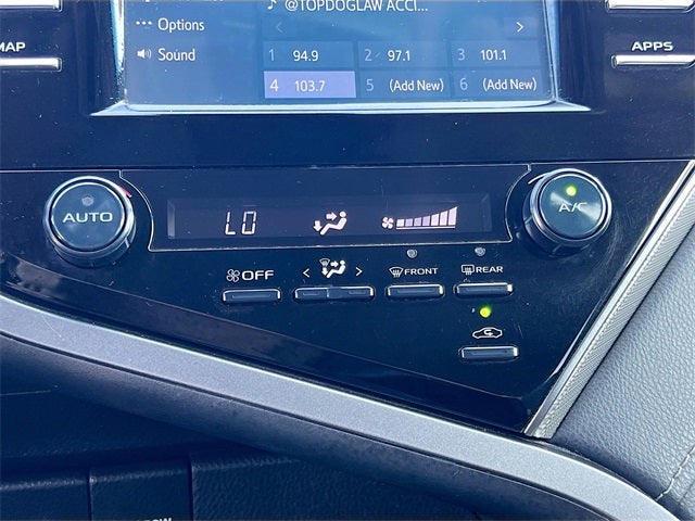 2019 Toyota Camry SE