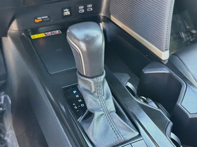 2025 Toyota Camry Hybrid SE