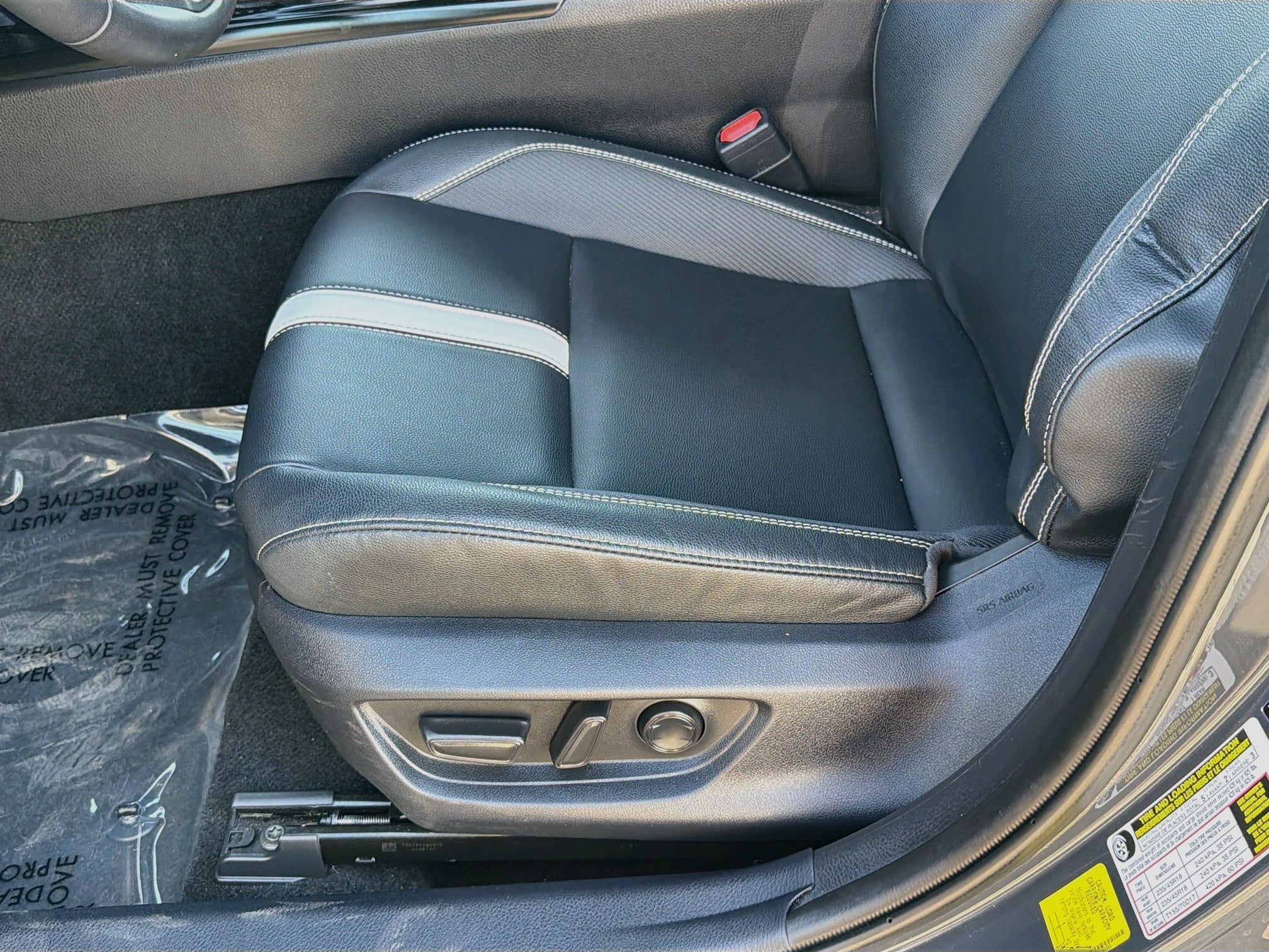 2025 Toyota Camry Hybrid SE