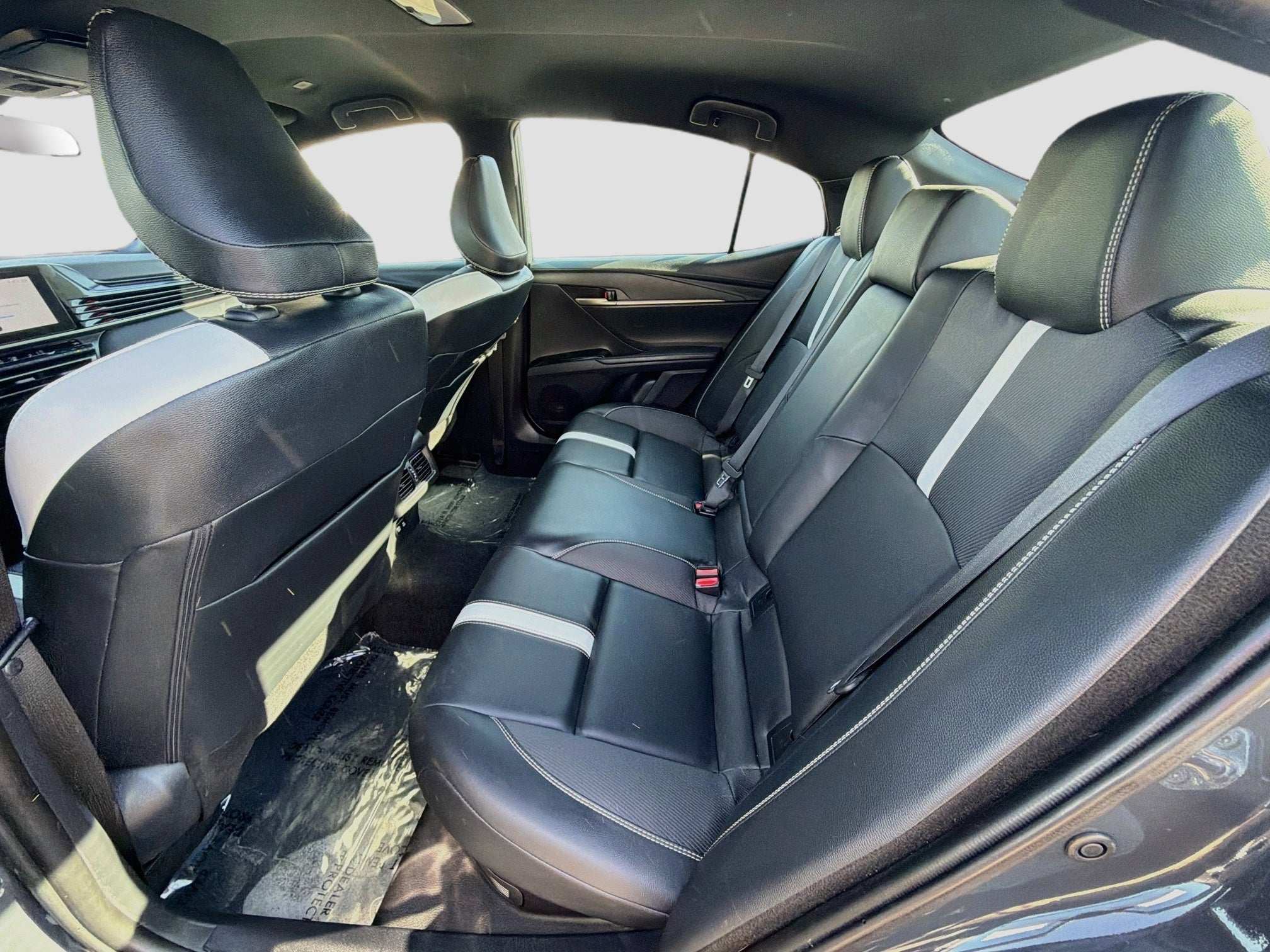 2025 Toyota Camry Hybrid SE