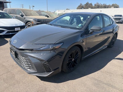 2025 Toyota Camry Hybrid SE