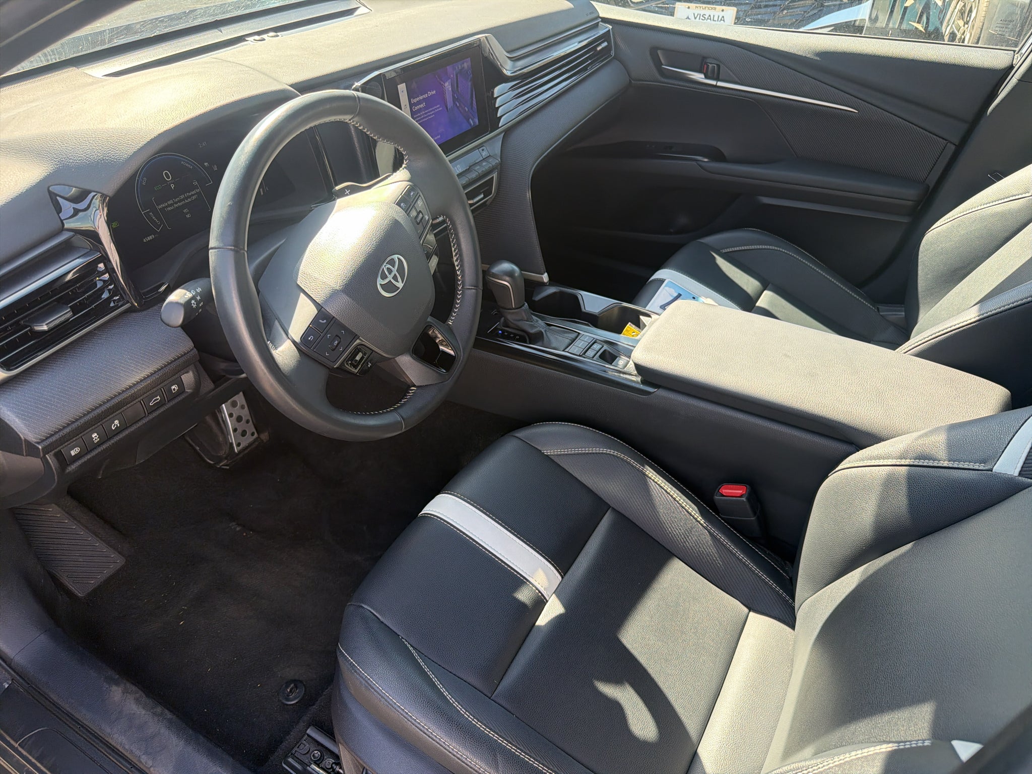 2025 Toyota Camry Hybrid SE