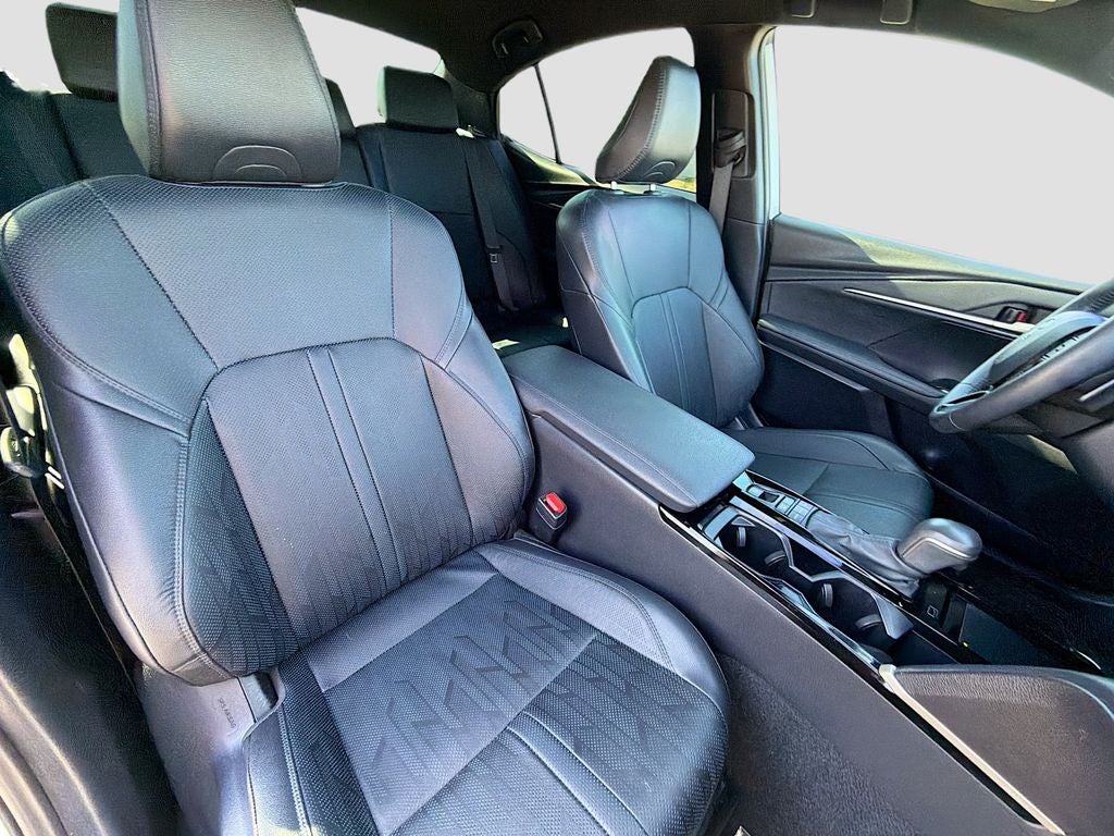 2025 Toyota Camry Hybrid XSE