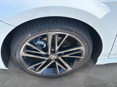 2025 Toyota Camry Hybrid XSE