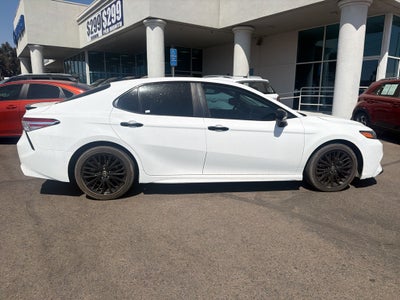 2020 Toyota Camry SE Nightshade