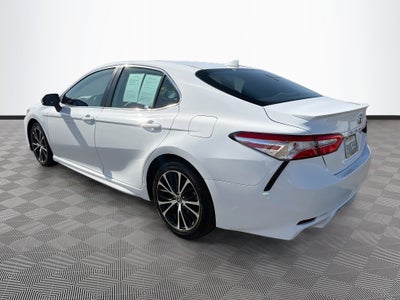 2020 Toyota Camry SE