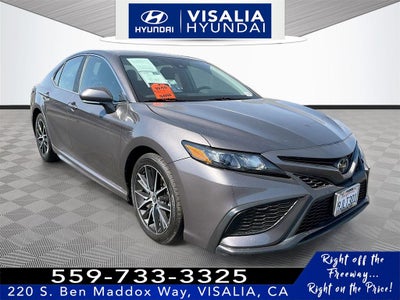 2024 Toyota Camry SE