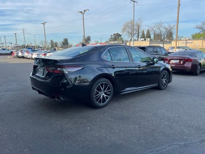 2023 Toyota Camry SE