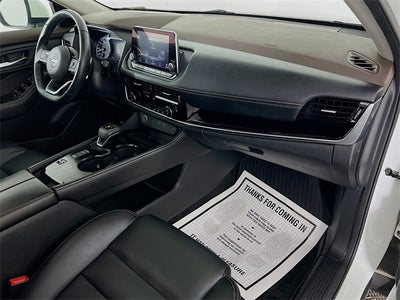 2022 Nissan Rogue SL