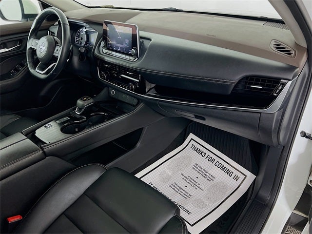 2022 Nissan Rogue SL