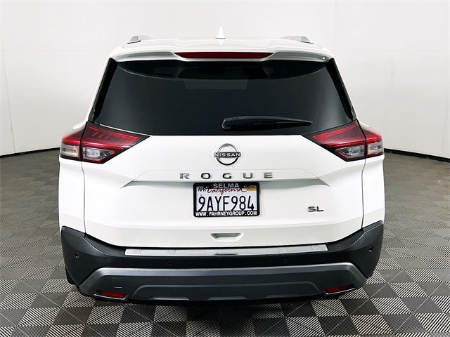 2022 Nissan Rogue SL