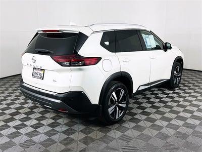 2022 Nissan Rogue SL