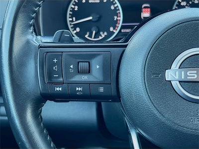 2022 Nissan Pathfinder SV