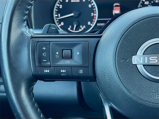 2022 Nissan Pathfinder SV