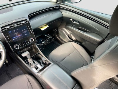 2022 Hyundai TUCSON SE
