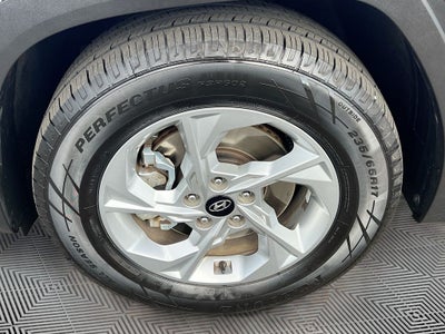 2022 Hyundai TUCSON SE