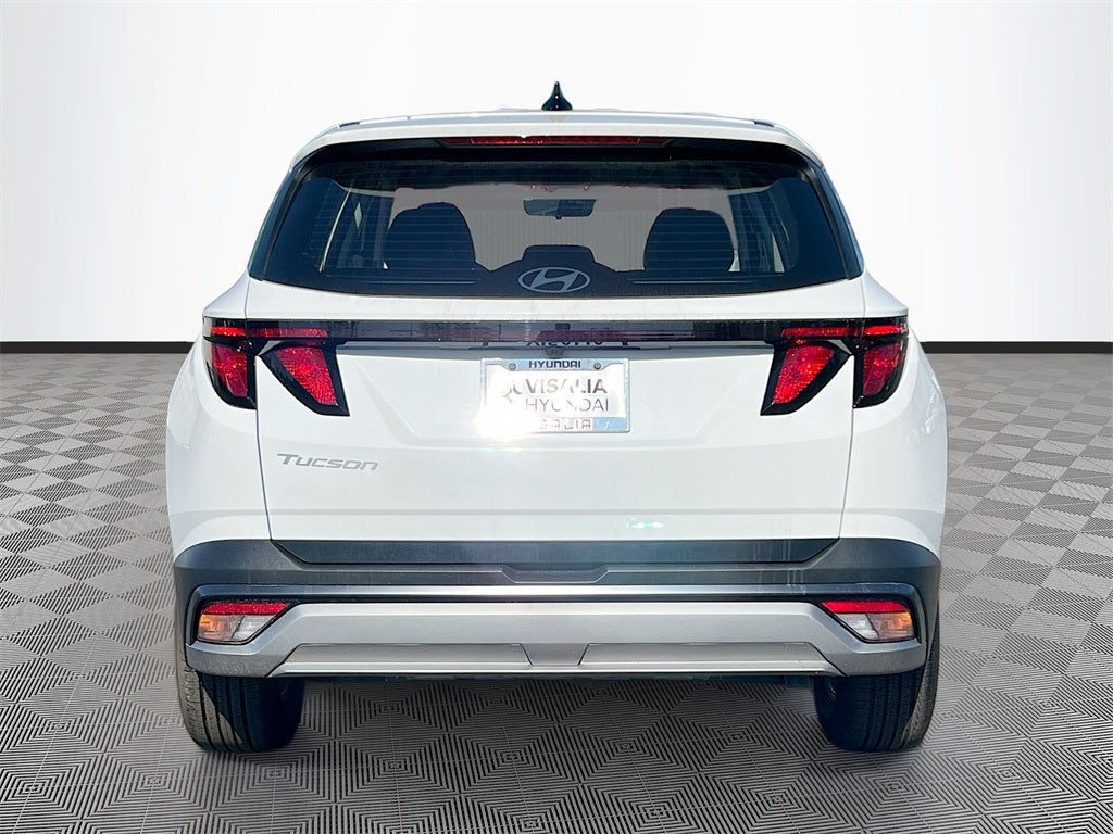 2026 Hyundai TUCSON SE FWD