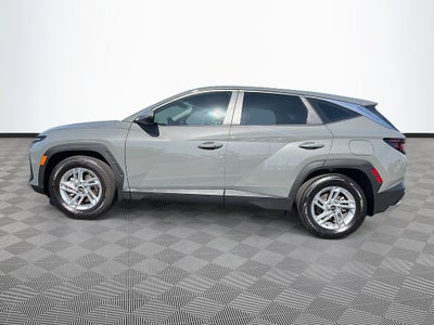 2025 Hyundai TUCSON SE