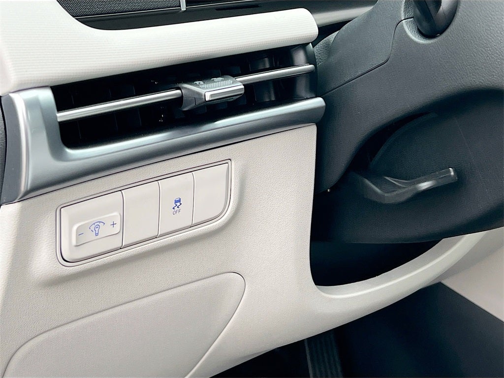 2025 Hyundai TUCSON SE FWD