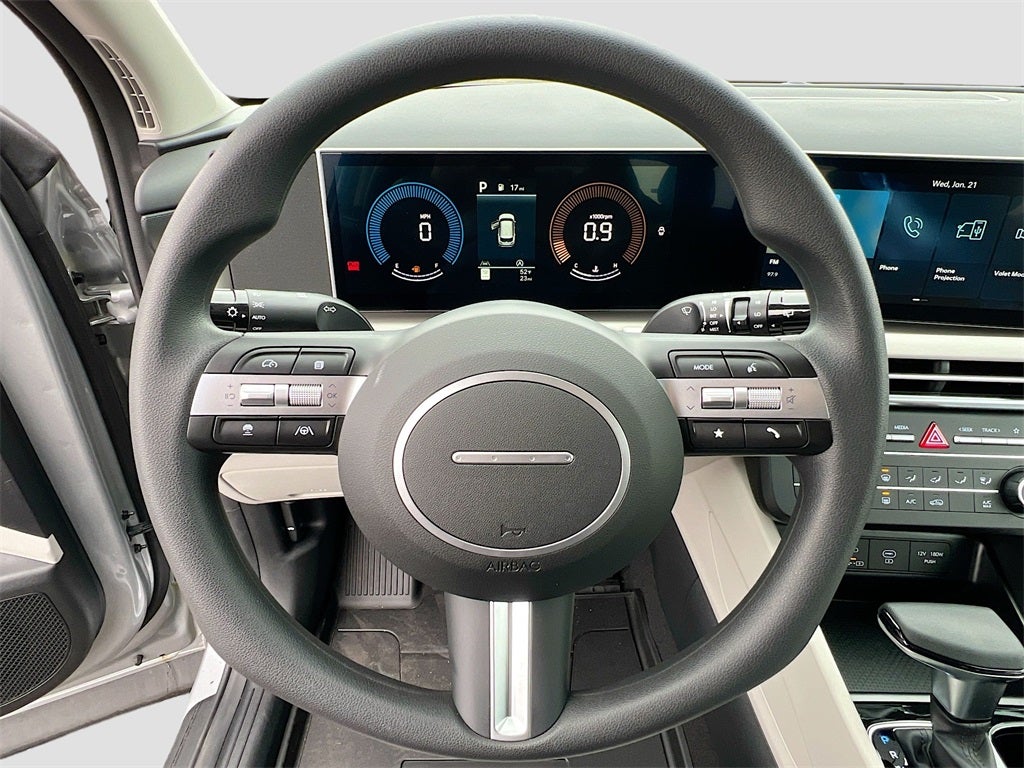 2025 Hyundai TUCSON SE FWD