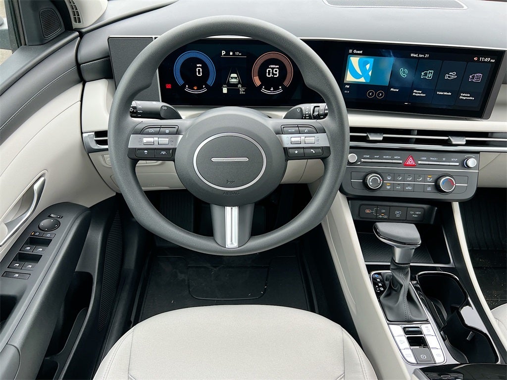 2025 Hyundai TUCSON SE FWD