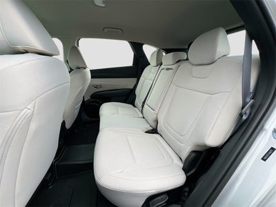 2025 Hyundai TUCSON SE FWD