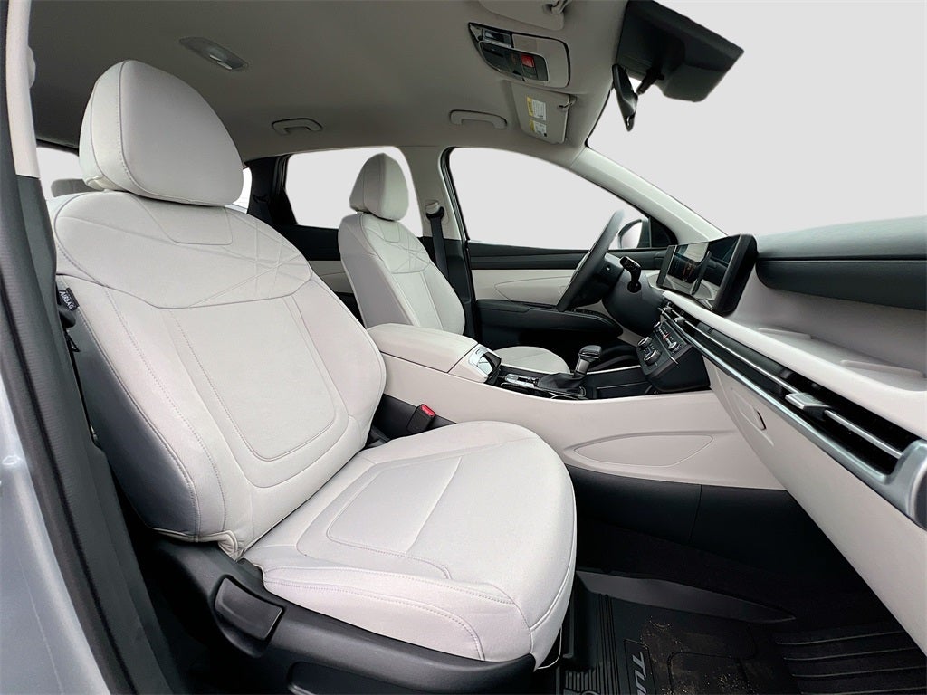 2025 Hyundai TUCSON SE FWD