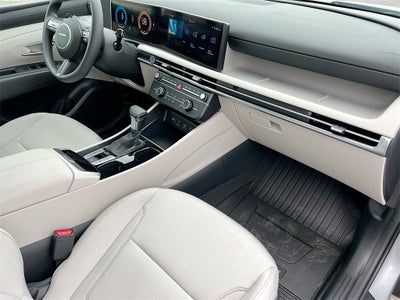 2025 Hyundai TUCSON SE FWD