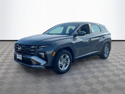 2026 Hyundai TUCSON SE FWD