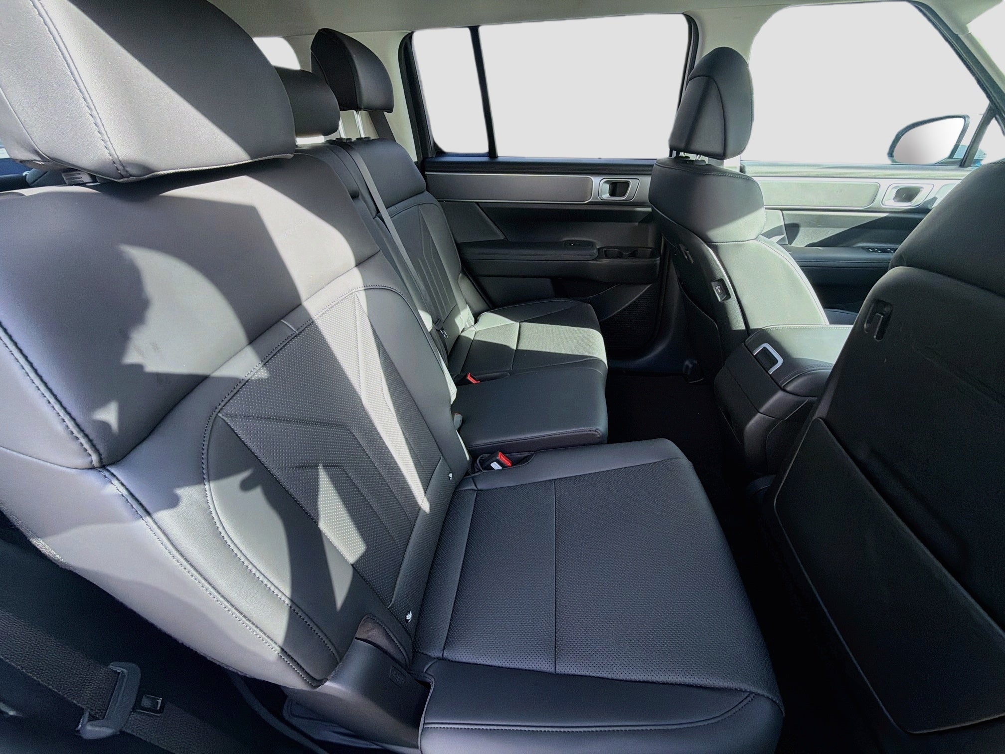 2027 Hyundai SANTA FE HYBRID SEL