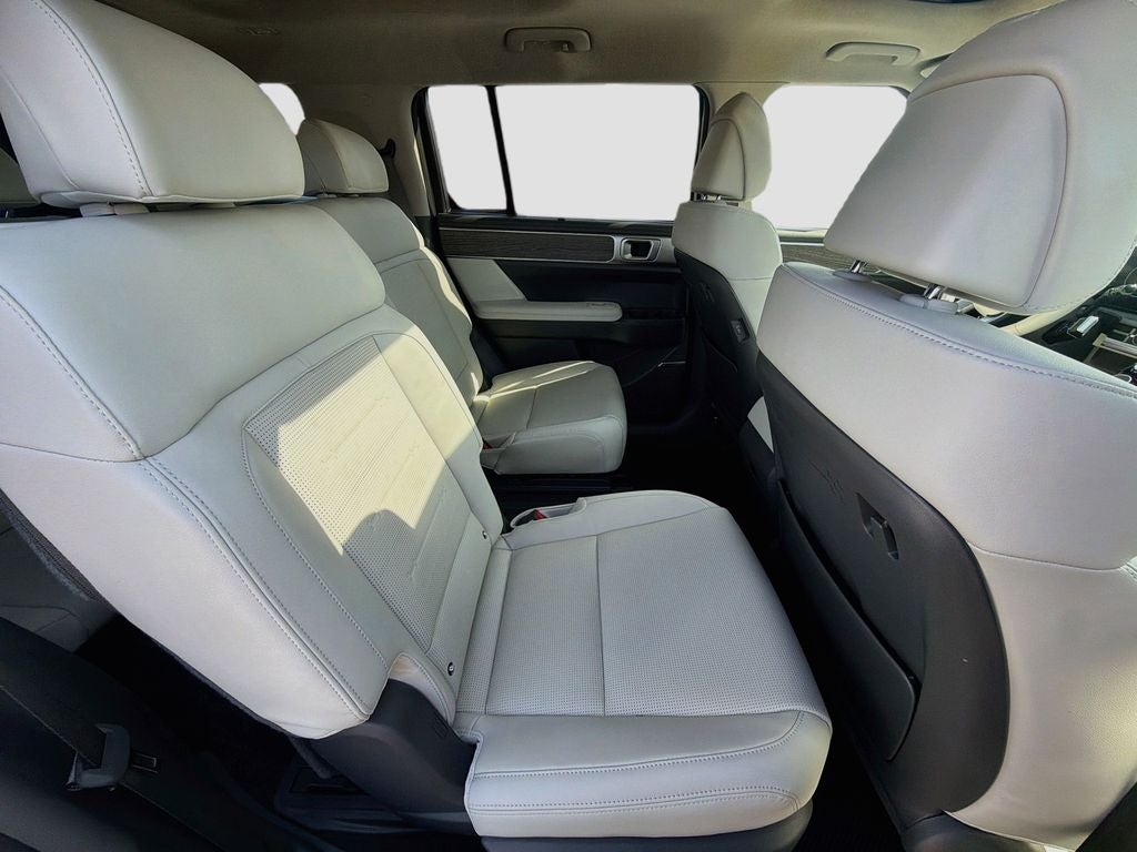 2027 Hyundai SANTA FE HYBRID Limited 6P
