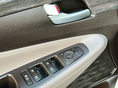 2019 Hyundai SANTA FE SE