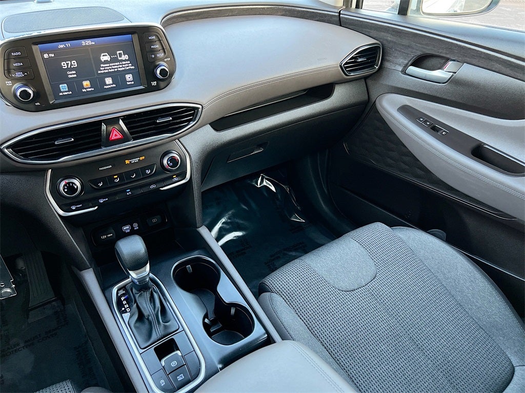 2019 Hyundai SANTA FE SE