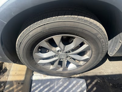 2019 Hyundai SANTA FE SE